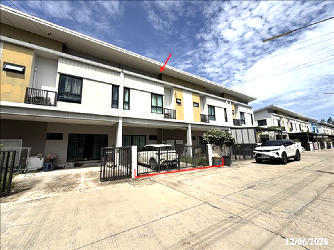 ทาวน์เฮ้าส์ เดอะโมดิช ราชพฤกษ์-กาญจนาภิเษก ลาดหลุมแก้ว ปทุมธานี