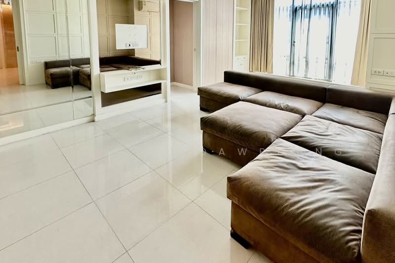 Baan Sathorn Chao Phraya, Bangkok