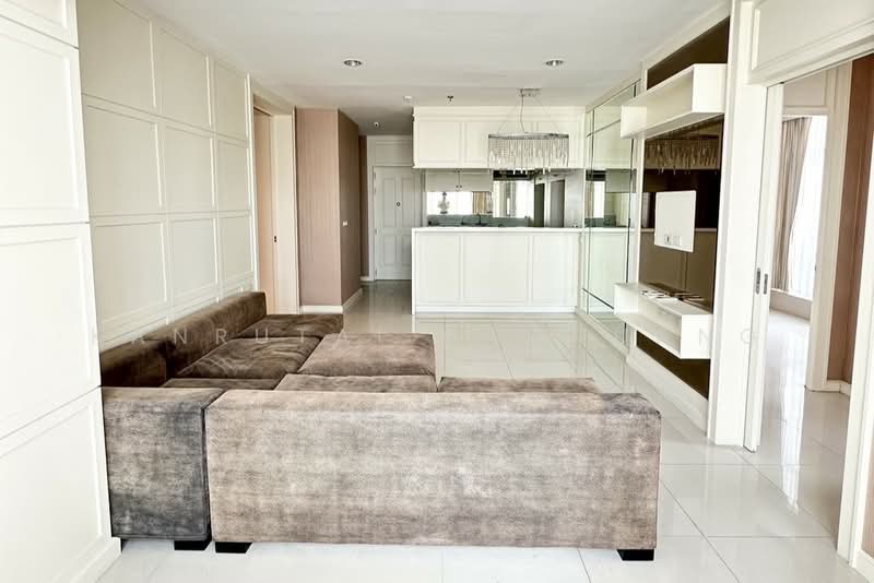 Baan Sathorn Chao Phraya, Bangkok