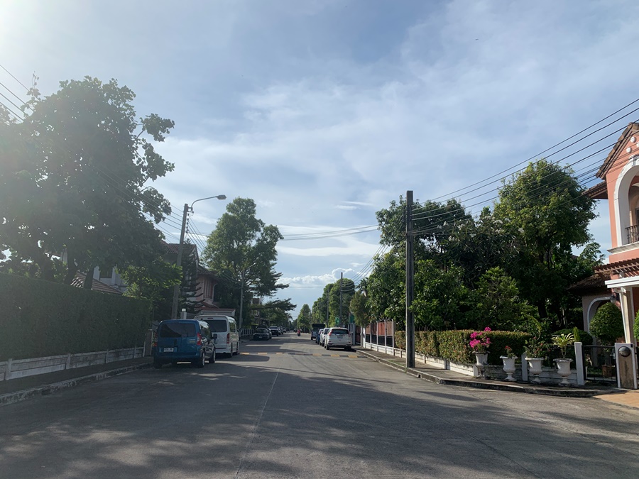 The Tuscana Wongwaen-Ramintra