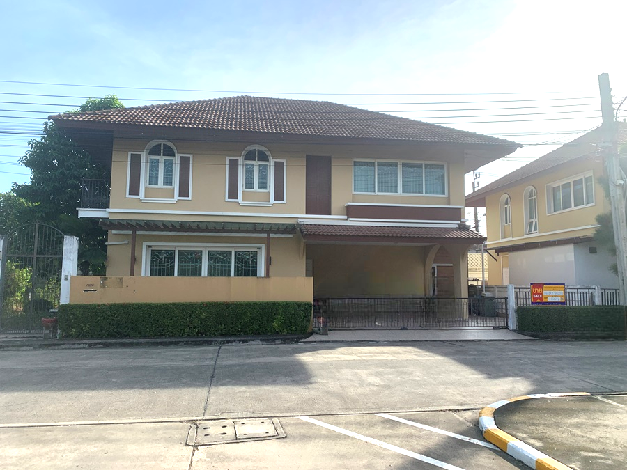 The Tuscana Wongwaen-Ramintra