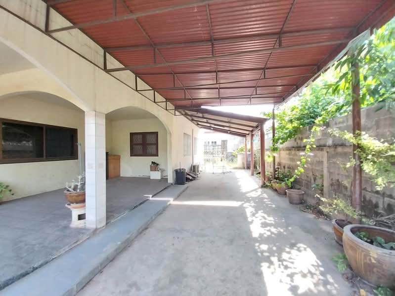 หมู่บ้านปรางทองนิเวศน์, Nakhon Ratchasima