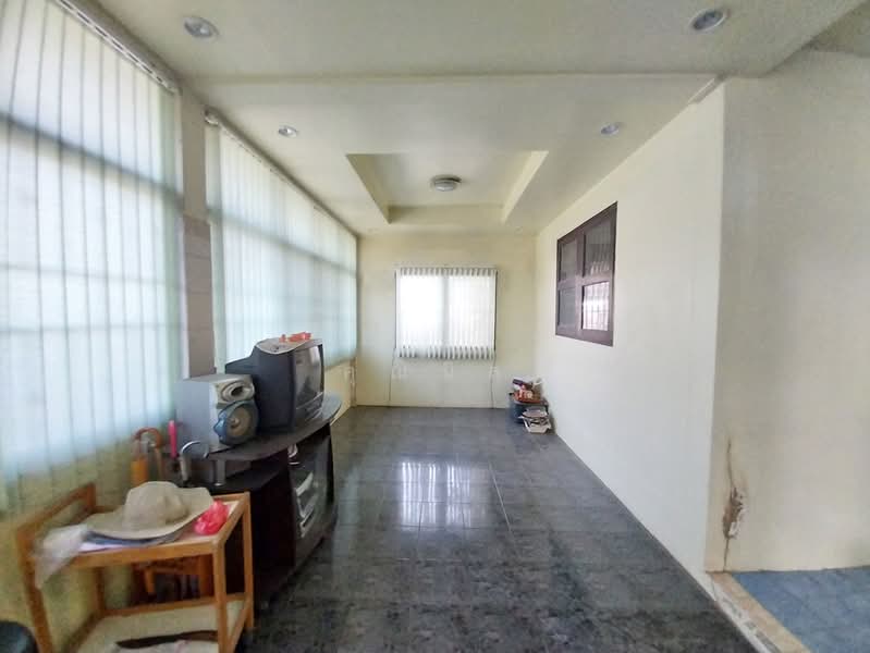 หมู่บ้านปรางทองนิเวศน์, Nakhon Ratchasima
