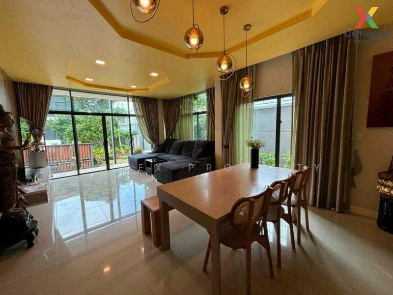 Setthasiri Onnut-Srinakarin, Bangkok