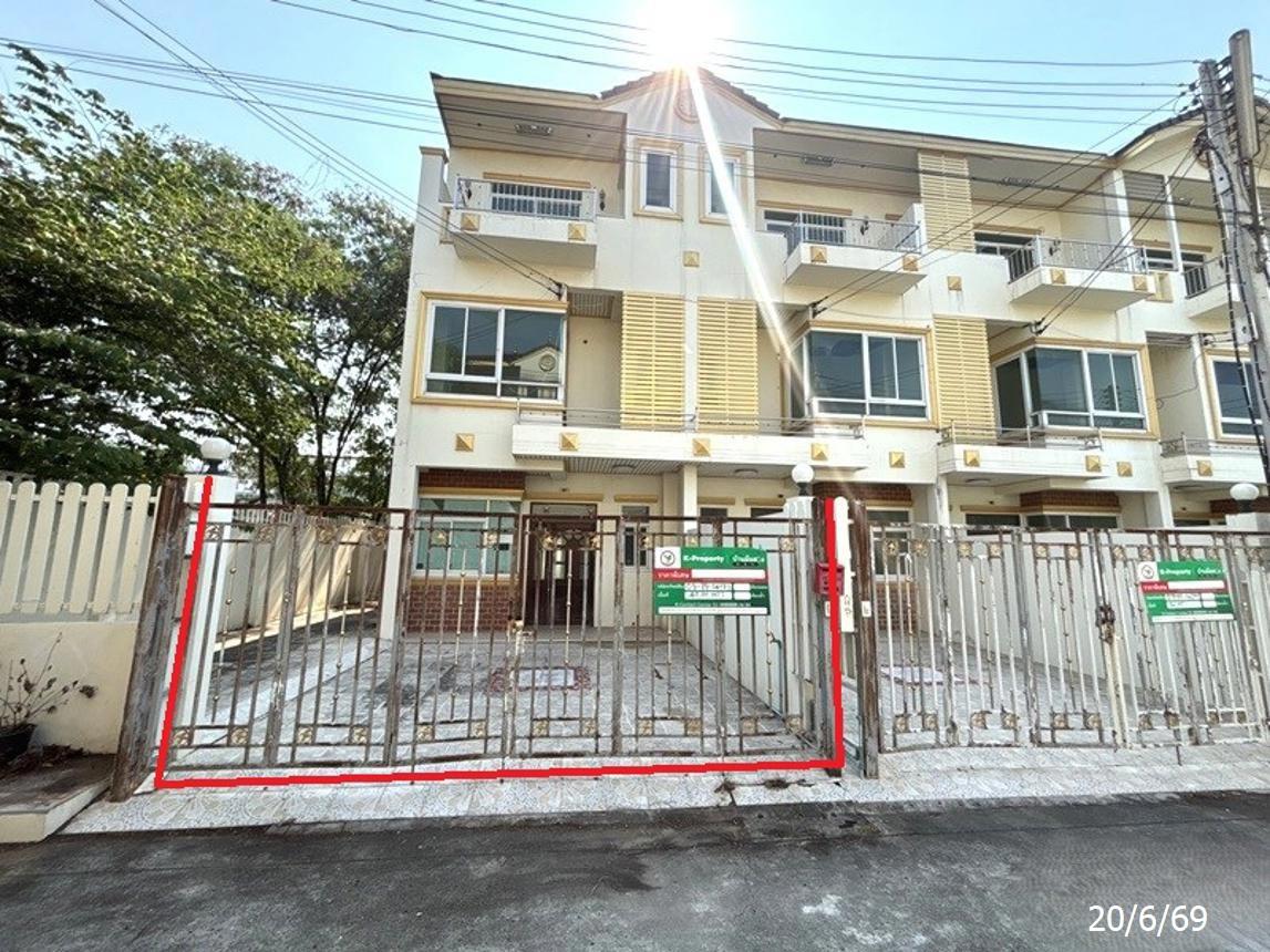 Townhouse Surnarayana Town Home in Nakhon Ratchasima City, Nakhon Ratchasima Province