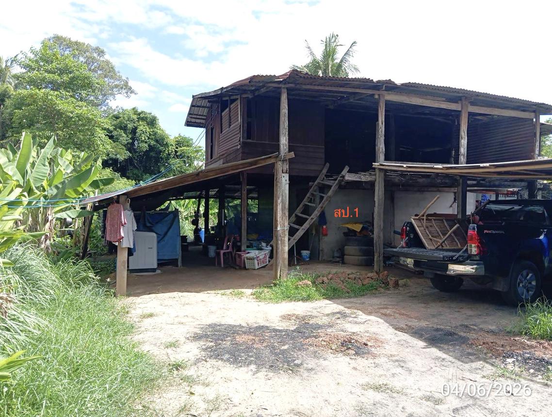 Single House in Phanom Phrai, Roi Et