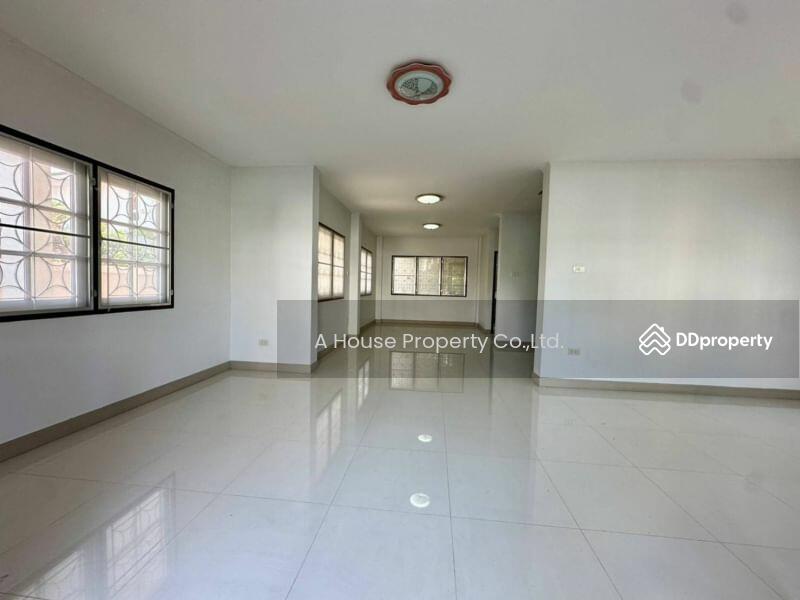 Second-hand house in Chonburi, 2-story detached house, Mueang Mai, Samet, Chonburi, Chon Buri (Pattaya)