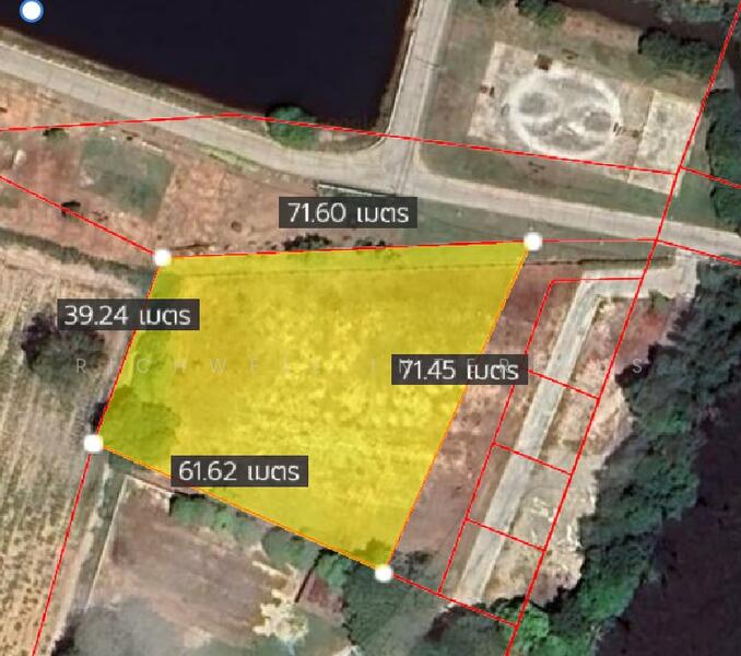 Land for sale in Takhan, 2 rai, already filled, next to a concrete road,, Rayong