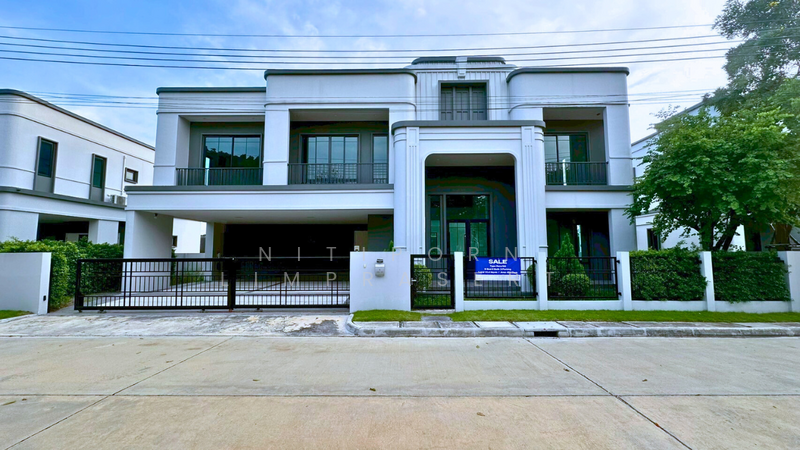 Setthasiri Wongwaen-Chatuchot, Bangkok