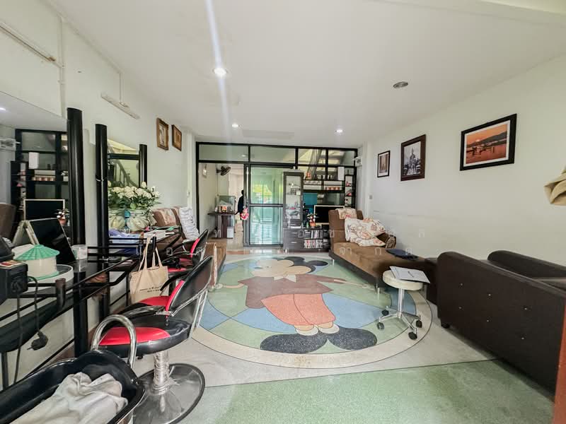 Thanakan Bangyai, Nonthaburi