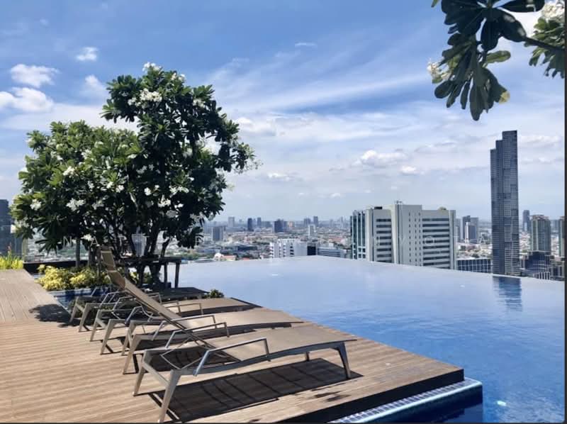 Urbano Absolute Sathon-Taksin, Bangkok