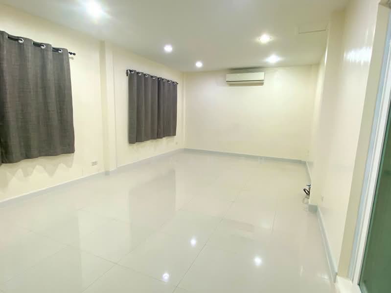 3-BR House, Bangkok