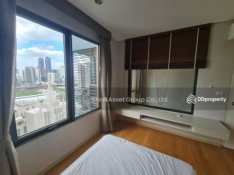 Villa Asoke, Bangkok
