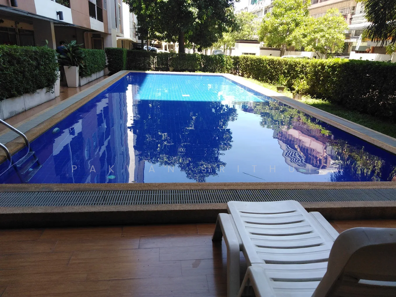 B Condo, Samut Prakan