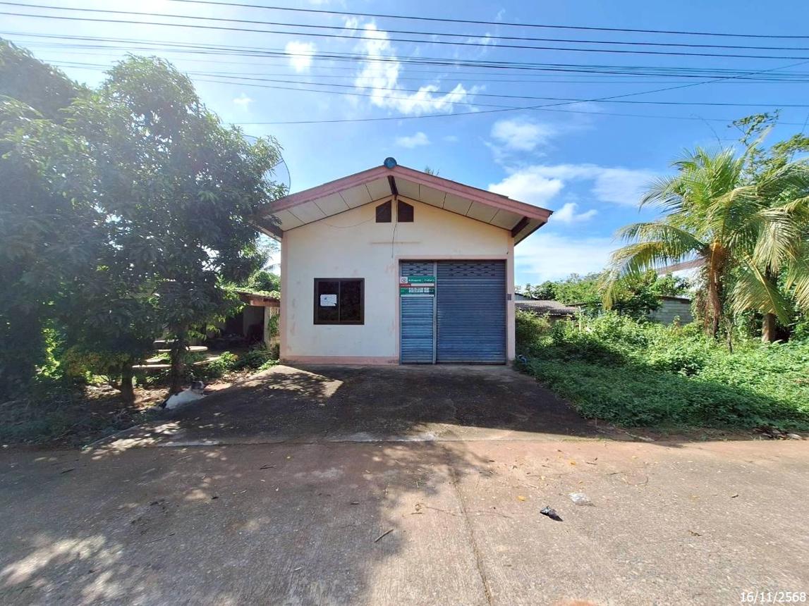 Single-Family Home in Takhaow, Trang Province