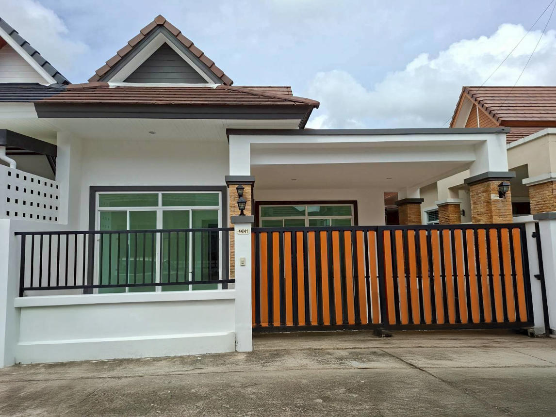 Townhouse Anocha Village Thalang Phuket