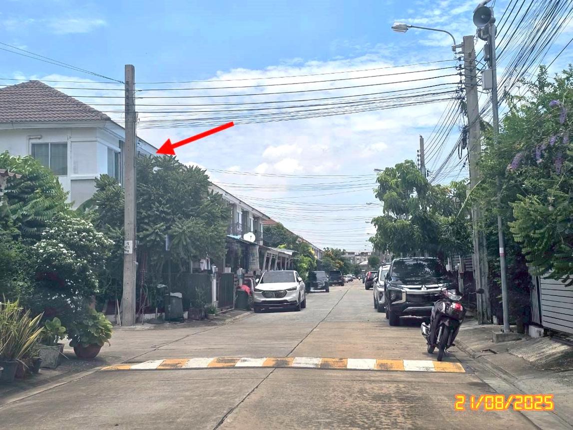 ทาวน์เฮ้าส์ บ้านพฤกษา 82 พระสมุทรเจดีย์ สมุทรปราการ