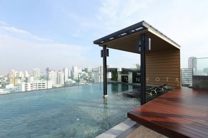 H Sukhumvit 43, Bangkok