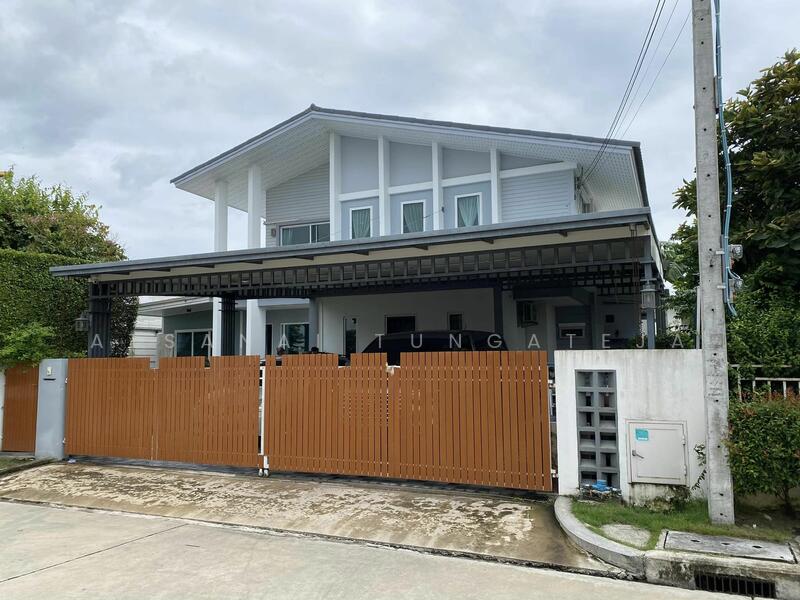 Habitia Motif Panya-Ramintra, Bangkok