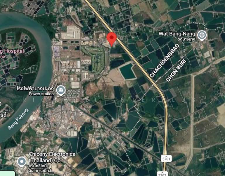 Land for sale in Tha Kham, 3 rai, next to a canal, Chachoengsao
