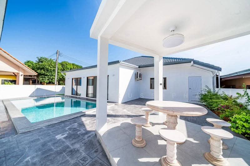 Paradise Villa 1 & 2, Chon Buri (Pattaya)