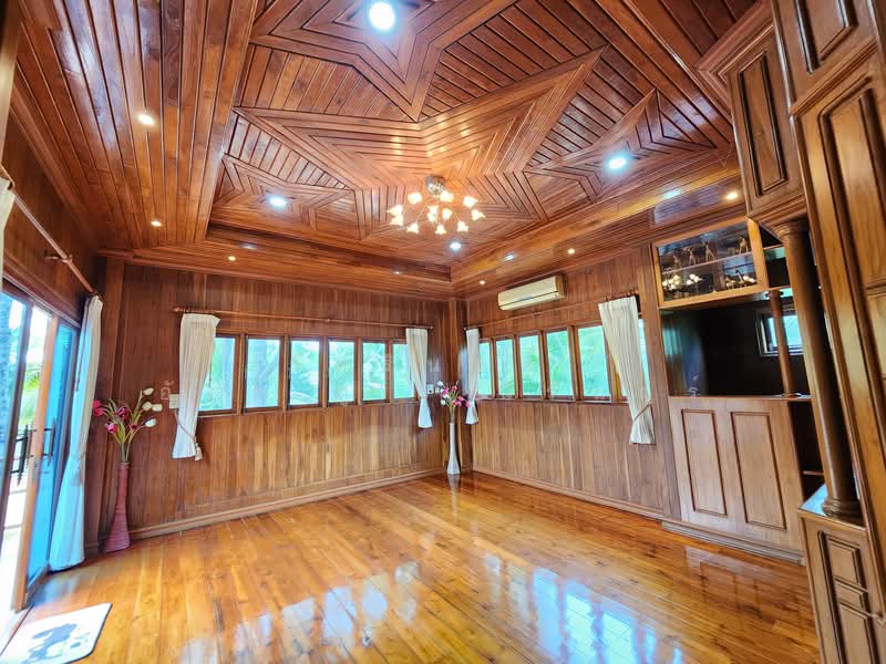 บ้านไม้สัก อ.เมืองสมุทรสงคราม, Samut Songkhram