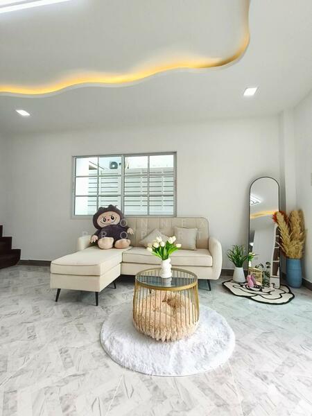 คาซาลีน่า นิมิตรใหม่ – มีนบุรี, Bangkok