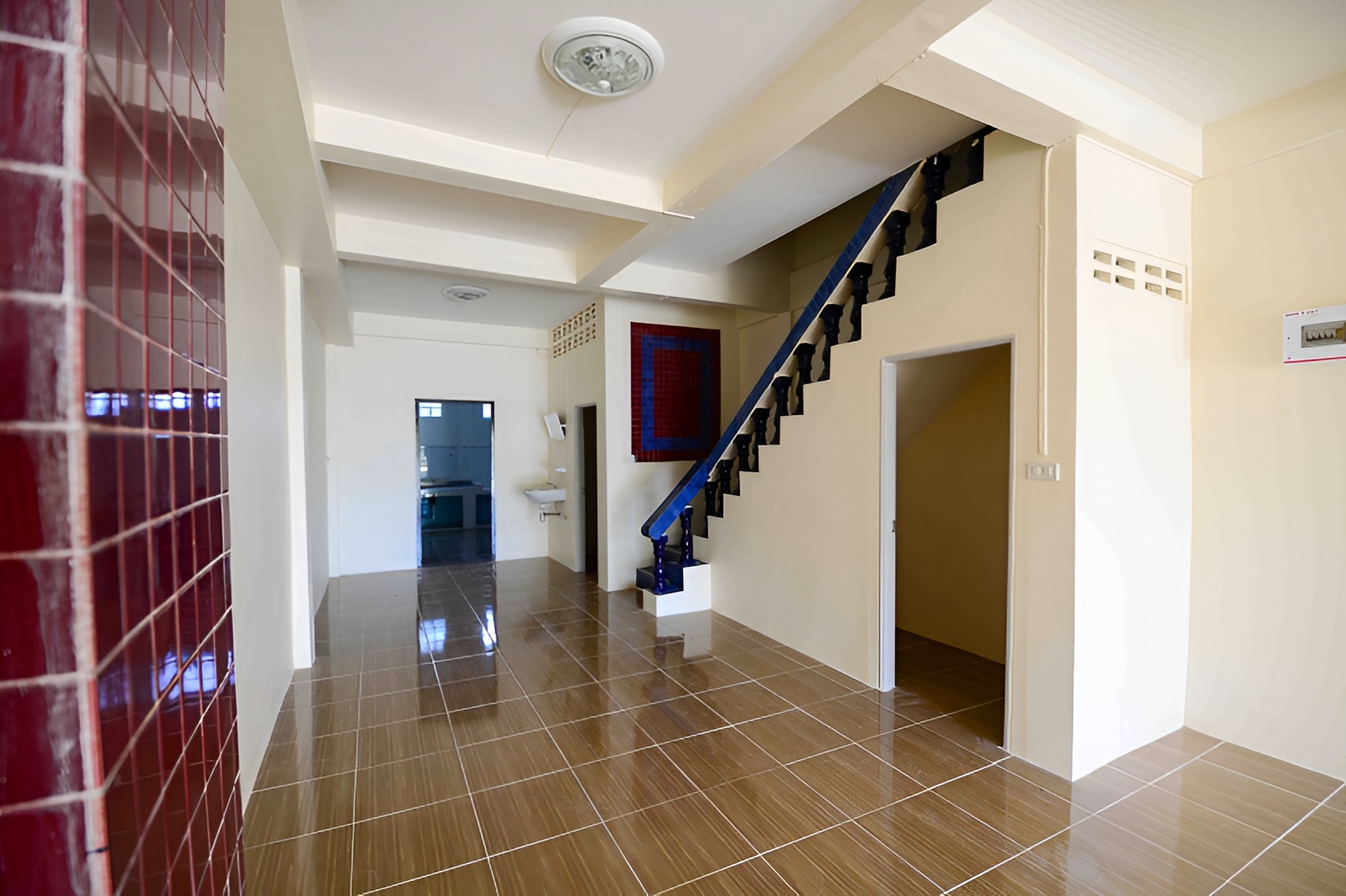 2 Storey Townhouse with 3 bedroom 2 bathroom size 4x22 m.