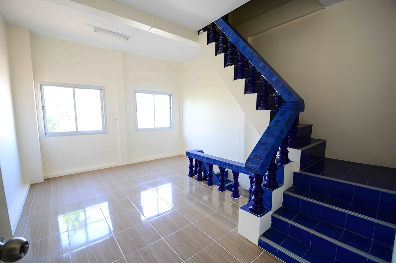 2 Storey Townhouse with 3 bedroom 2 bathroom size 4x22 m.