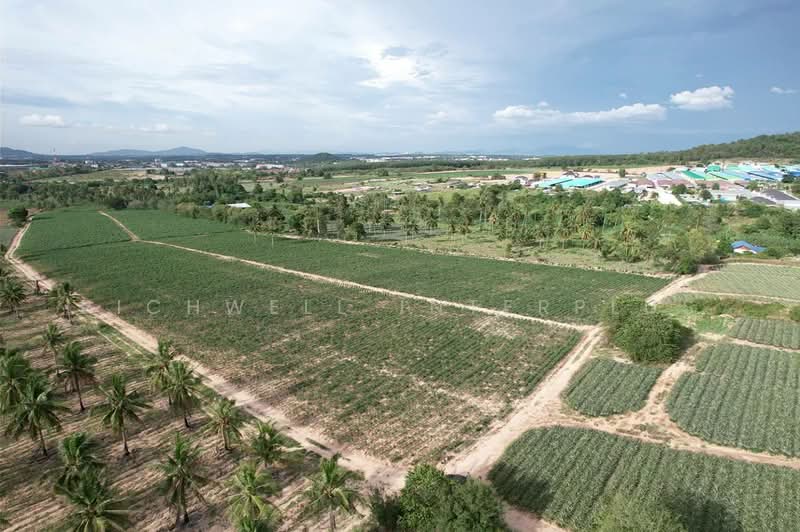 Purple land for sale, 4 rai, Huai Prab - Map Yang Phon, suitable for building a dormitory,, Rayong