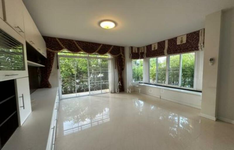 3-BR House, Bangkok