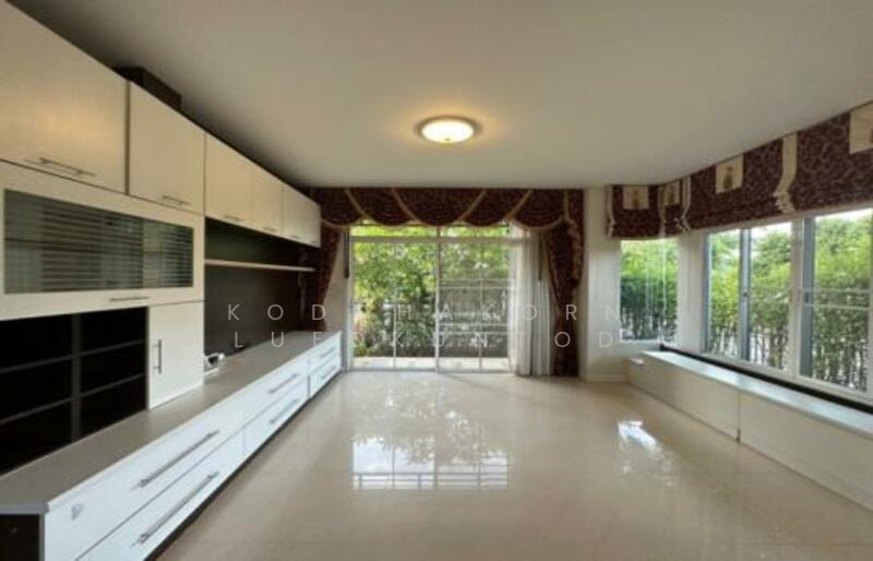3-BR House, Bangkok