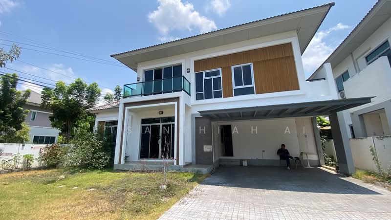 Villa Nova Thepharak, Samut Prakan