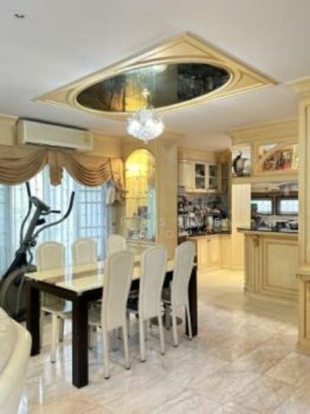 4-BR House, Bangkok