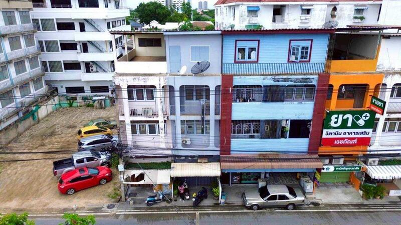 อาคารพาณิชย์ 4 ชั้น ซอยติวานนท์ 38 ใกล้รถไฟฟ้าสายสีชมพู, Nonthaburi