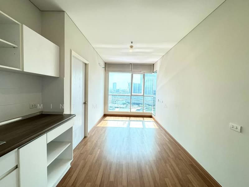 Lumpini Place Ratchada-Sathu, Bangkok
