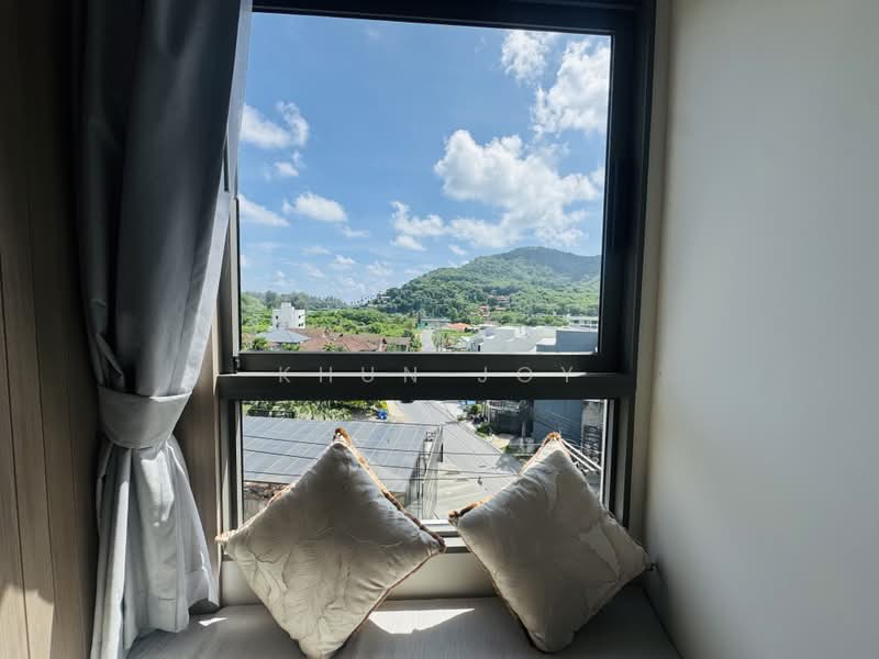 Modern Condominium for Sale Near Nai Harn Lake & Nai Harn Beach, Phuket, Phuket