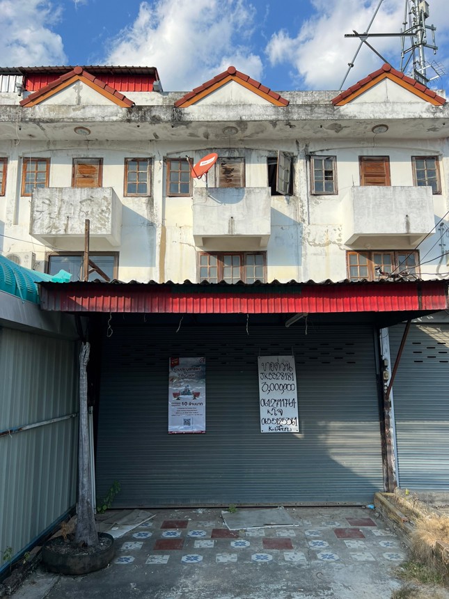 Commercial Townhouse, Outside Development, Lamphun City, Lamphun Province