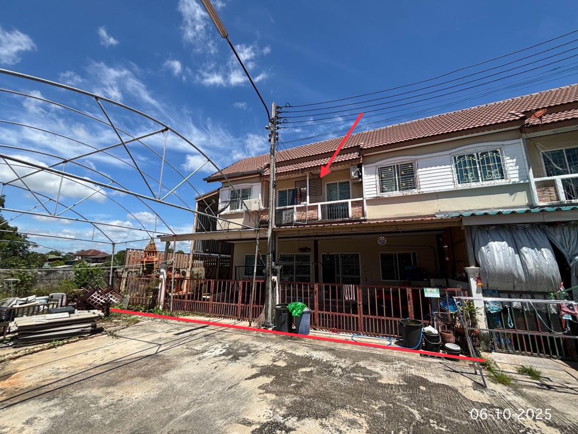 ทาวน์เฮ้าส์ วราภิรมย์ นครชัยศรี นครชัยศรี นครปฐม