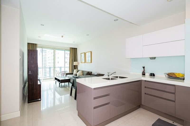 Q Langsuan, Bangkok