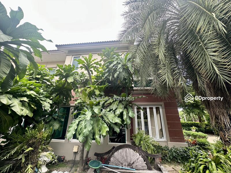 Laddarom Elegant Wongwan-Sathorn, Bangkok
