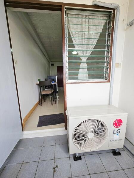 Manokit Condominium, Bangkok