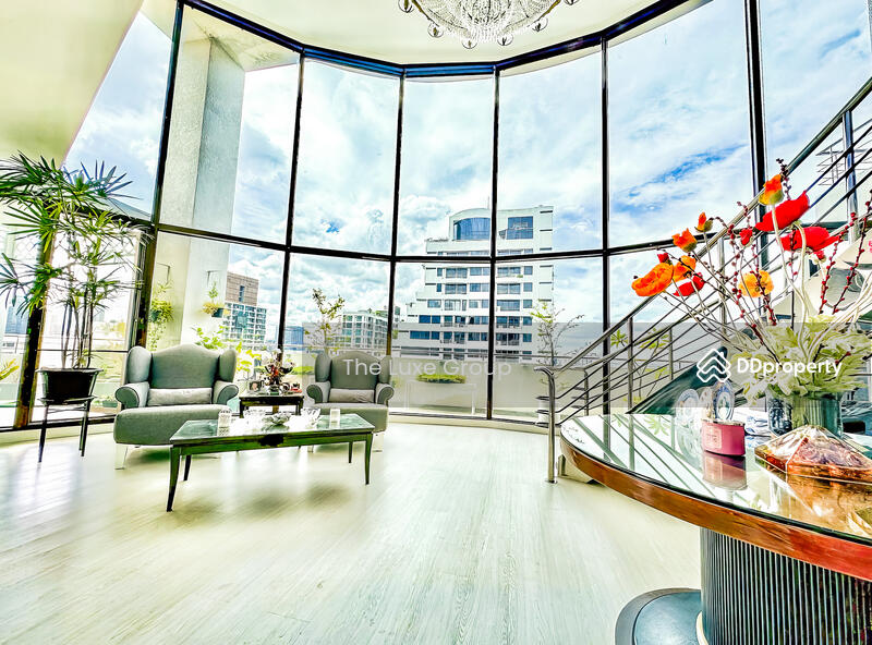 Supalai Place Sukhumvit 39, Bangkok