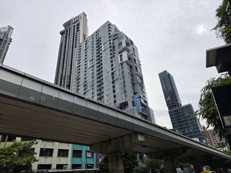 Condolette Ize Ratchathewi, Bangkok
