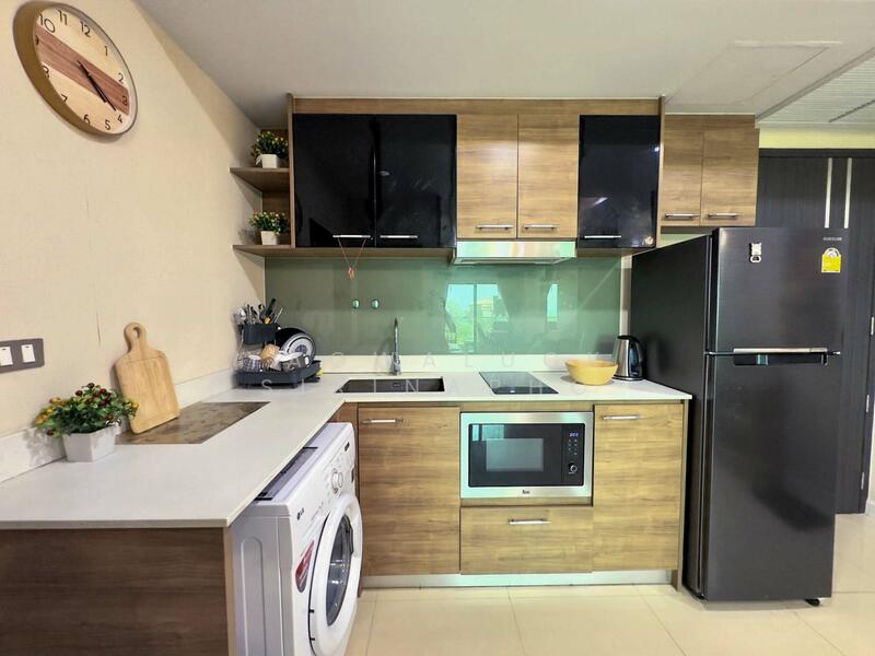 Dusit Grand Condo View, Chon Buri (Pattaya)