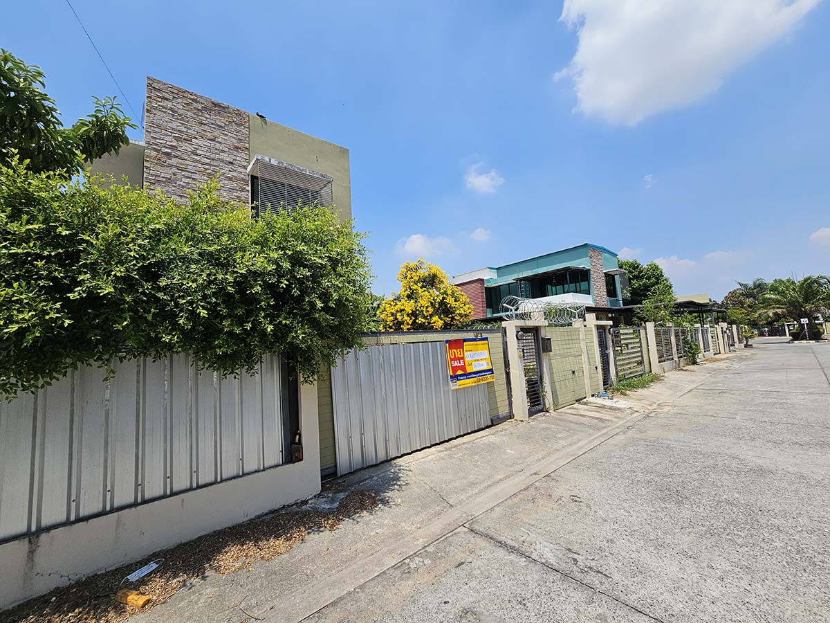 บ้านเดี่ยว โครงการบ้านร็อคการ์เด้น แอร์พอร์ต สุวรรณภูมิ