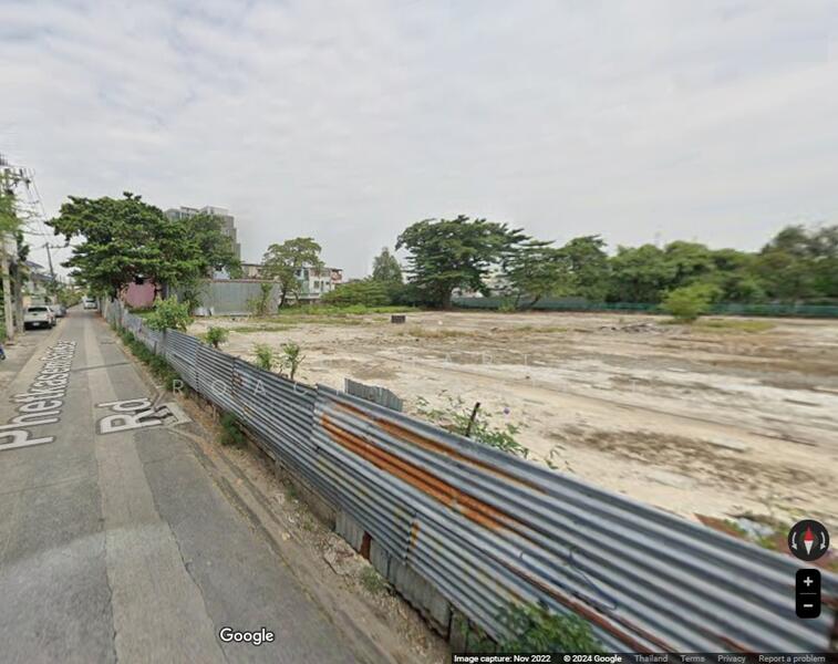 Land for sale, 4 rai @Petchkasem Road, Bangkok
