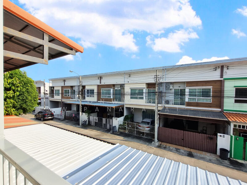 Villette Lite Pattanakarn, Bangkok