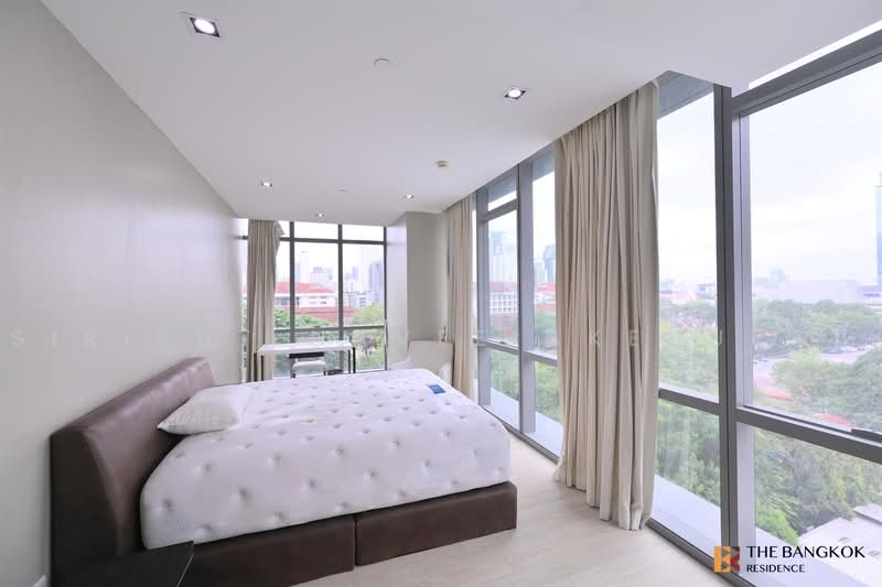 The Room Sukhumvit 21, Bangkok