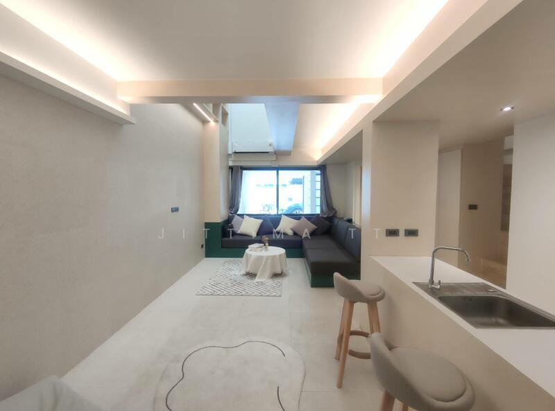 House for sale, sukhumvit 71 , predi pranomyong 14, near international school, ready to move in, Bangkok